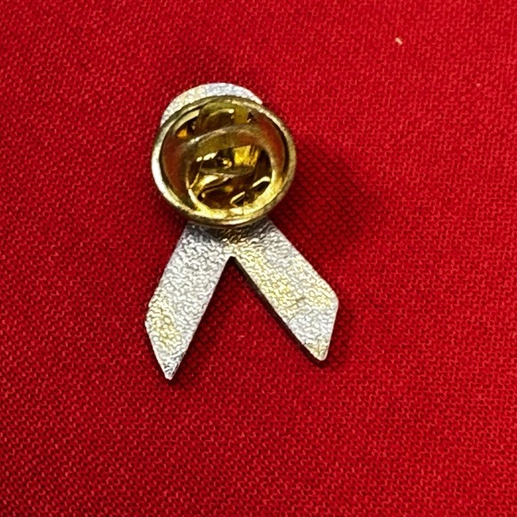 Pink Awareness Ribbon Lapel Pin - Picture 3 of 3